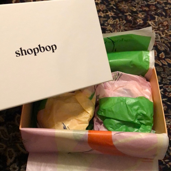 Shopbop Box - Picture 3 of 5